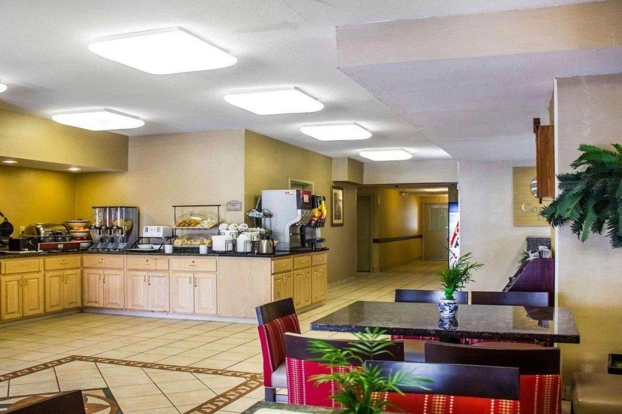 Comfort Inn Guilford Near I-95 Kültér fotó