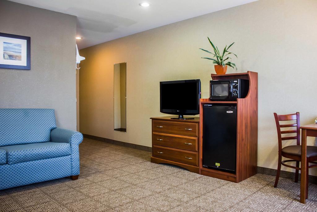 Comfort Inn Guilford Near I-95 Kültér fotó