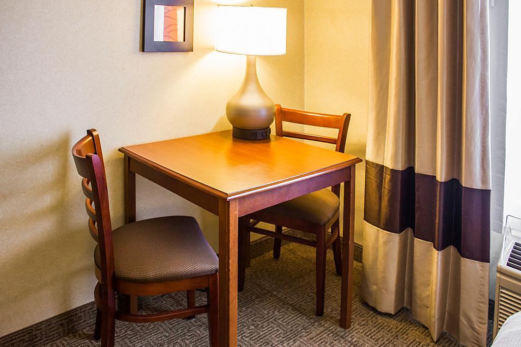 Comfort Inn Guilford Near I-95 Kültér fotó
