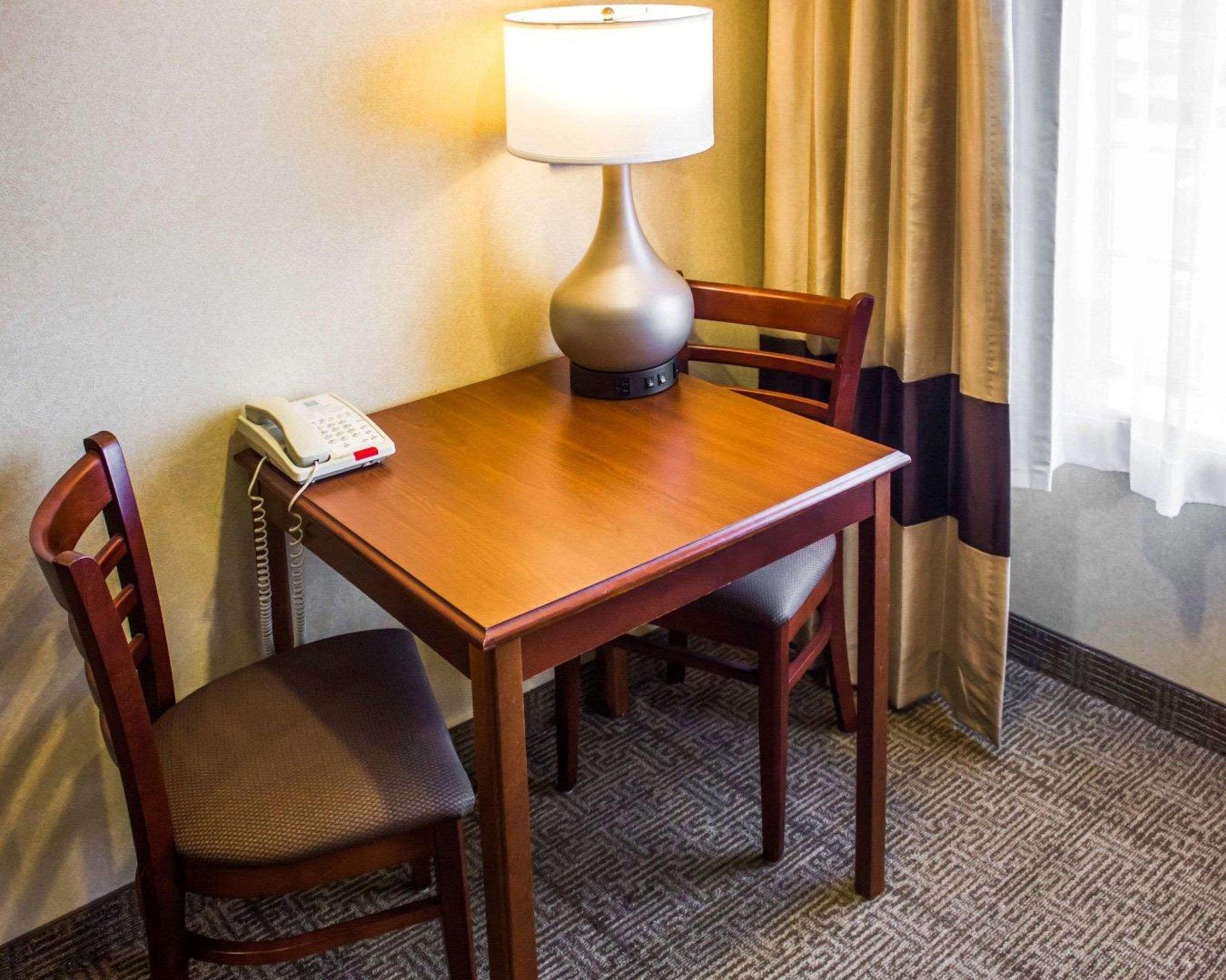Comfort Inn Guilford Near I-95 Kültér fotó