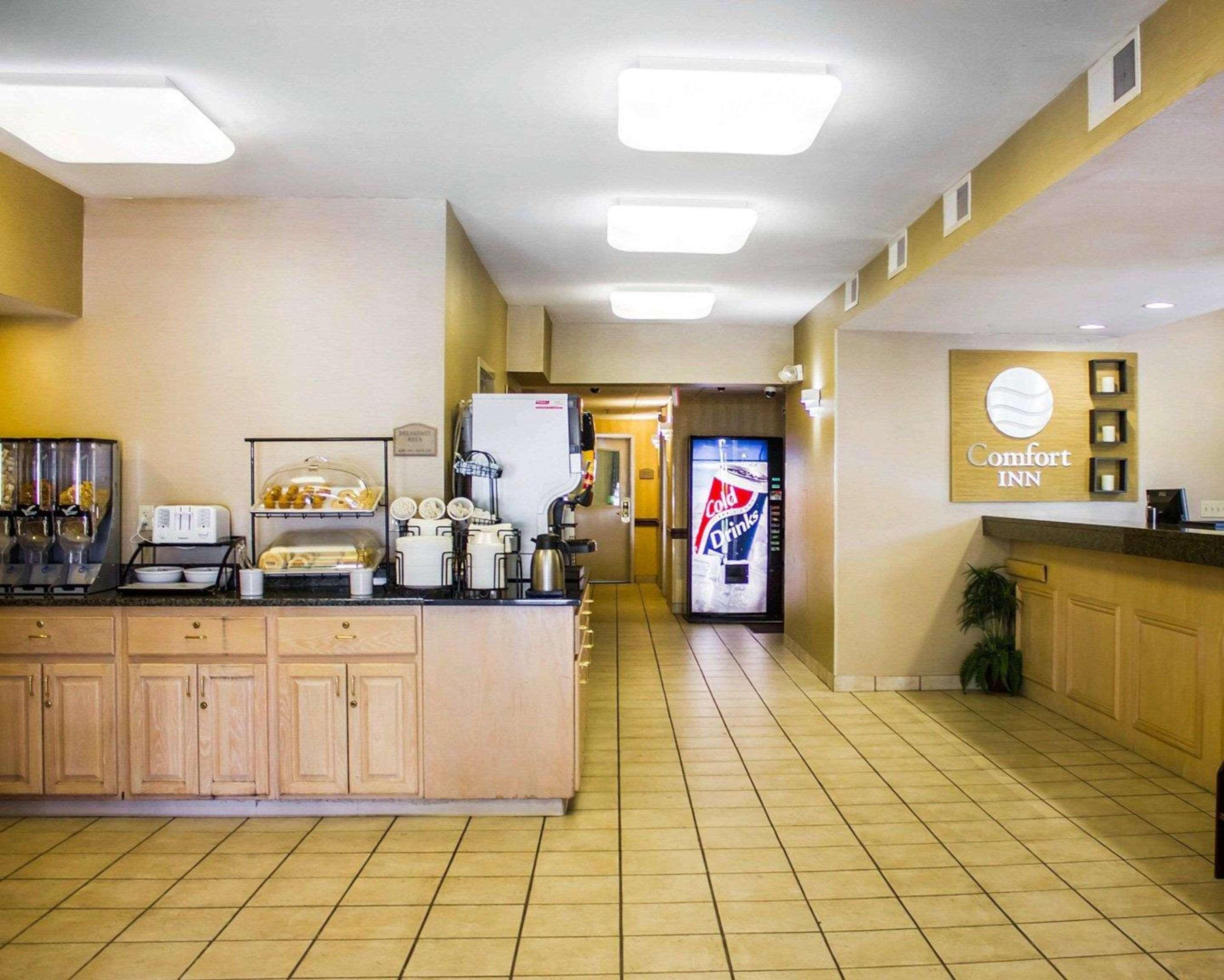 Comfort Inn Guilford Near I-95 Kültér fotó