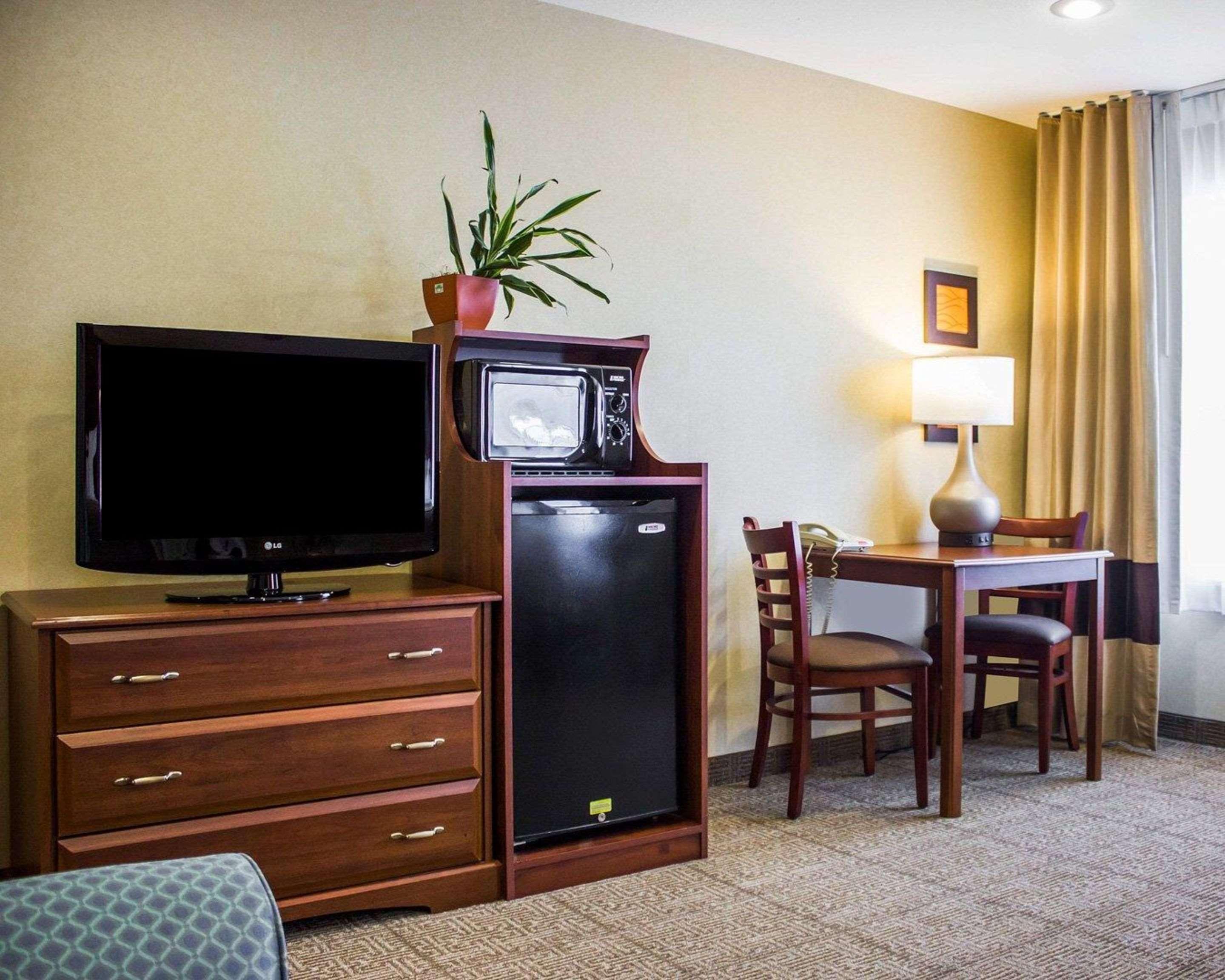 Comfort Inn Guilford Near I-95 Kültér fotó