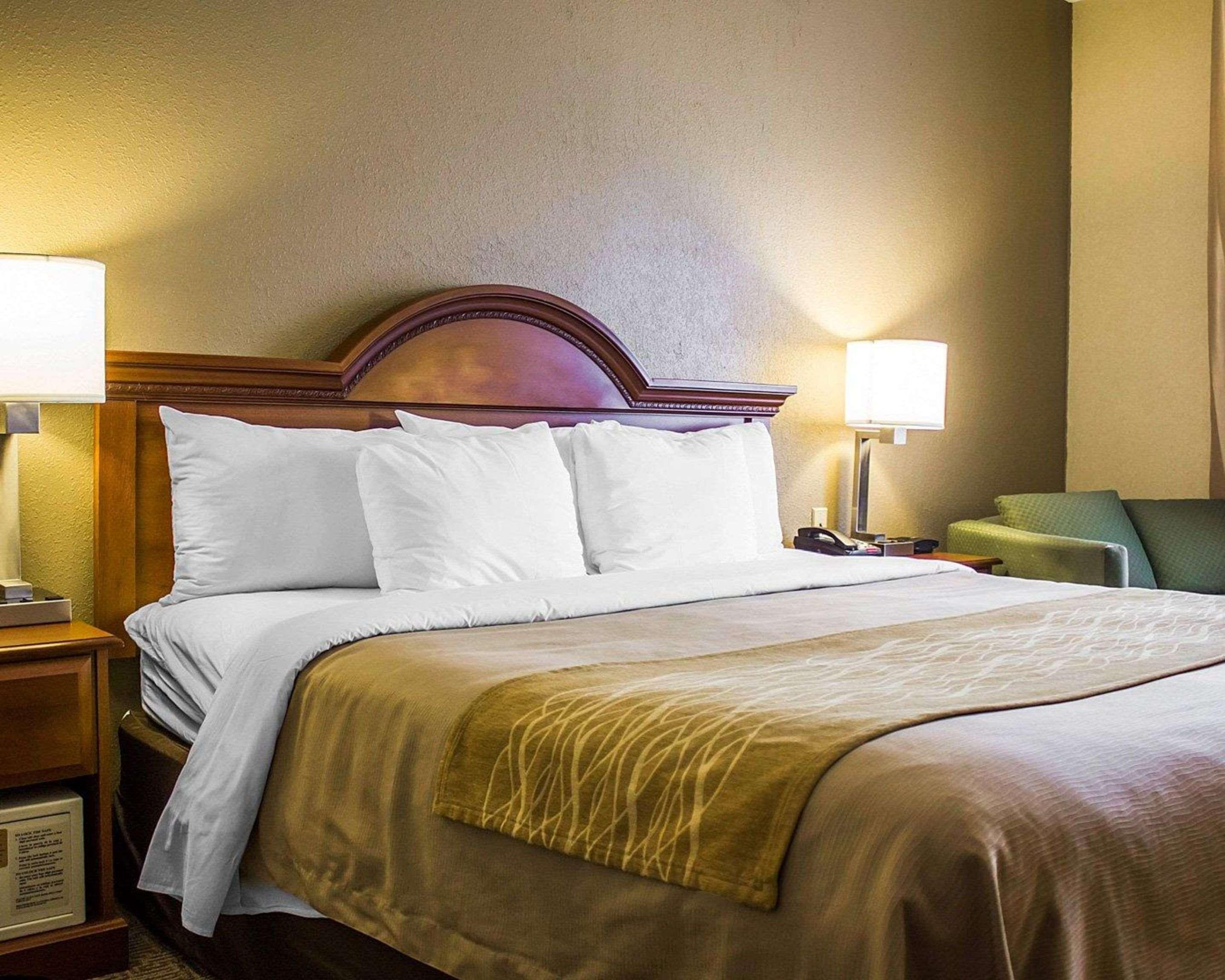 Comfort Inn Guilford Near I-95 Kültér fotó