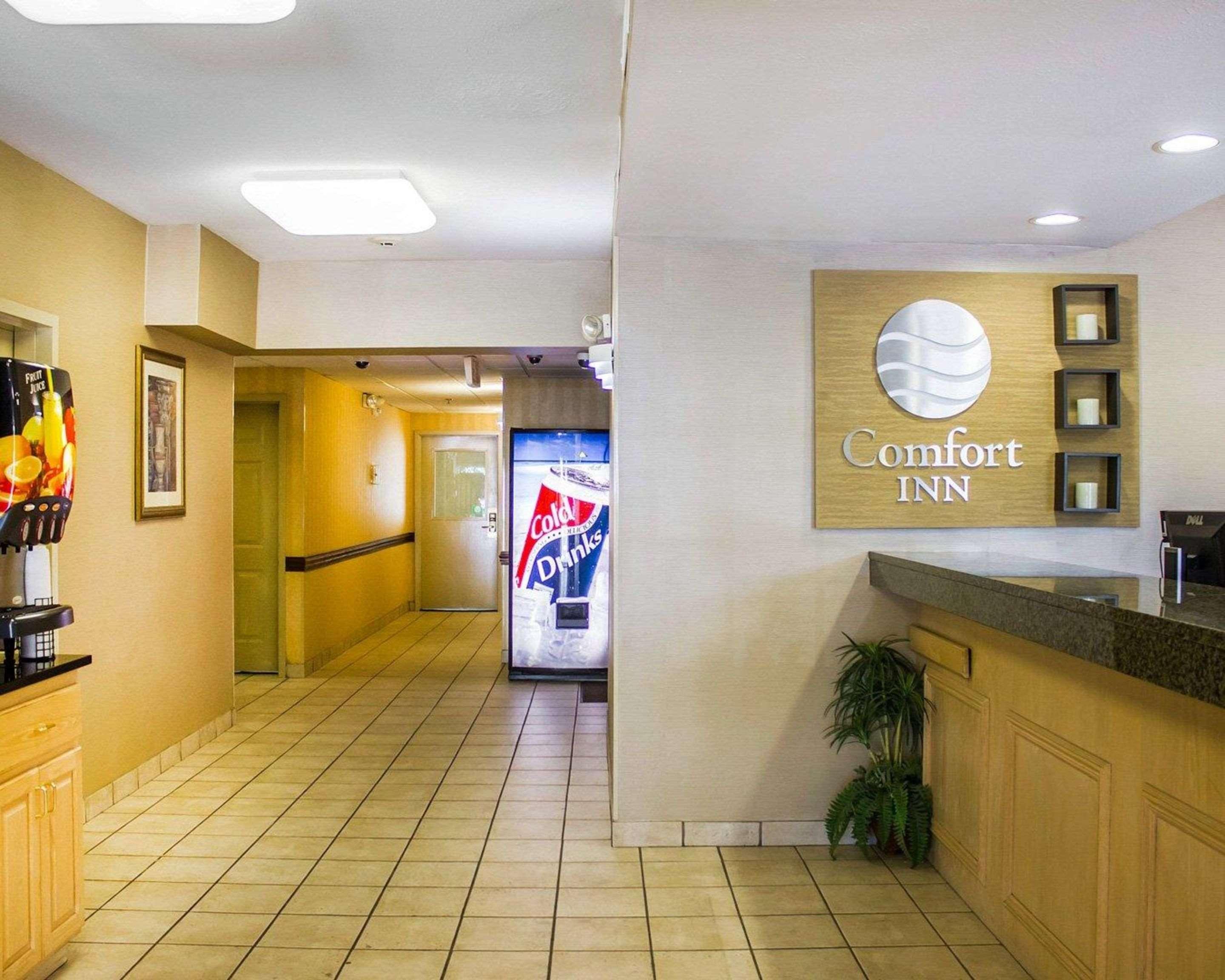 Comfort Inn Guilford Near I-95 Kültér fotó
